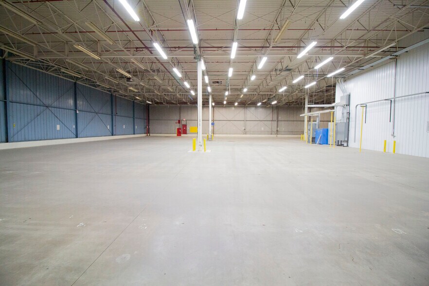 More Photos Of 126 Avenue C, Springfield Manufacturing For Sale