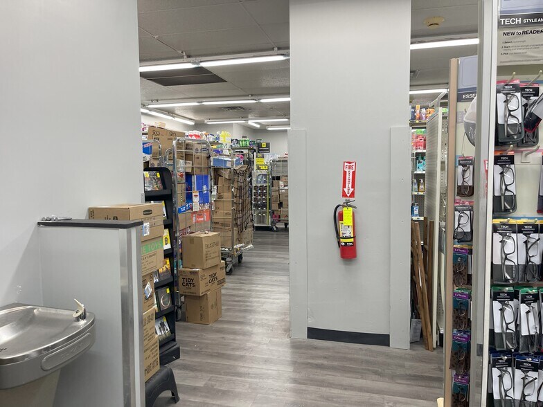 More Photos Of 700-706 Penn Ave, Wilkinsburg Storefront Retail Office For Lease