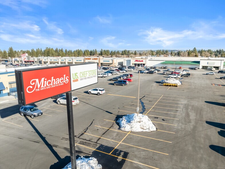 More Photos Of 7630 N Division St, Spokane Freestanding For Sale