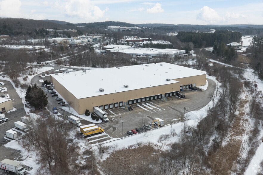 More Photos Of 360 Cedar Hill St, Marlborough Warehouse For Lease