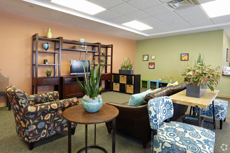 More Photos Of 1220 N King St, Hampton Apartments For Lease