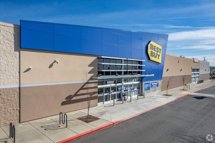 More Photos Of 17960-18200 NW Evergreen Pky, Beaverton Unknown For Lease