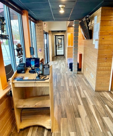 More Photos Of 250 Route 202, Flemington Hotel For Lease