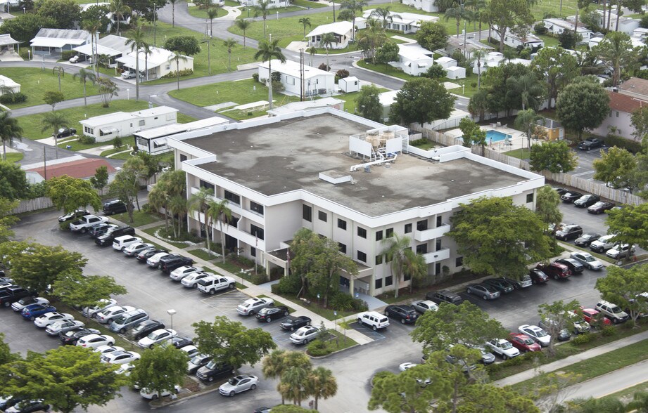 Primary Photo Of 5700 Lake Worth Rd, Greenacres Medical For Lease