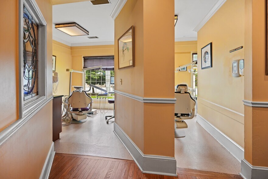 More Photos Of 1624 NE Piedmont Ave, Atlanta Medical For Sale