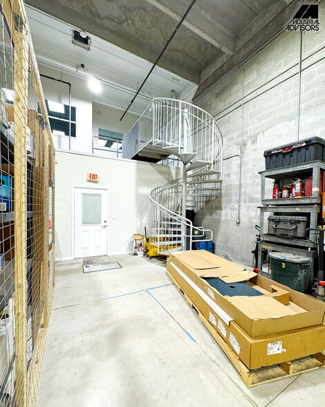 More Photos Of 11379-11399 NW 122nd St, Medley Warehouse For Sale