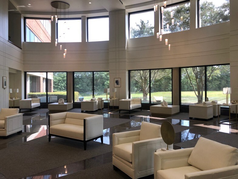 More Photos Of 8701 Red Oak Blvd, Charlotte Office For Lease