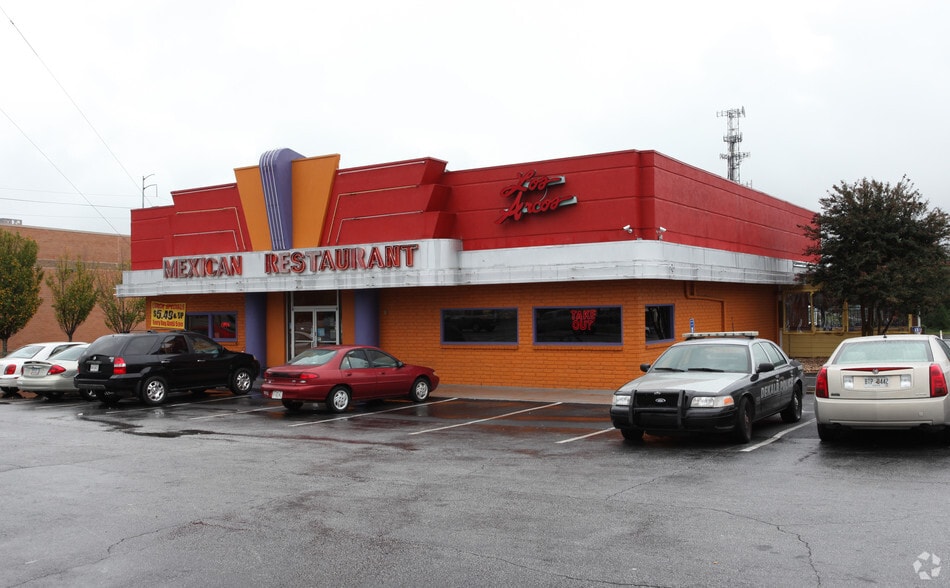 Primary Photo Of 4745 Redan Rd, Stone Mountain Restaurant For Sale