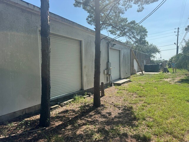 More Photos Of 904 Anclote Rd, Tarpon Springs Warehouse For Sale