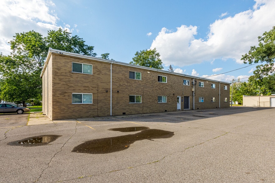 More Photos Of 31740 Fraser Dr, Fraser Apartments For Sale