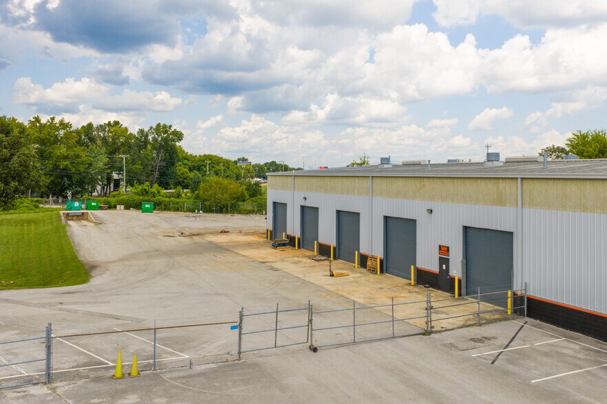 More Photos Of 2005 Riverside Dr, Chattanooga Industrial For Lease