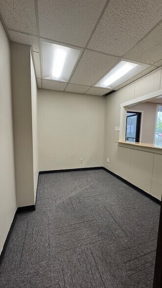 More Photos Of 10580 SW McDonald St, Tigard Office For Lease