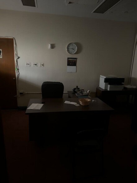 More Photos Of 5001 S Hermitage Ave, Chicago Religious Facility For Sale