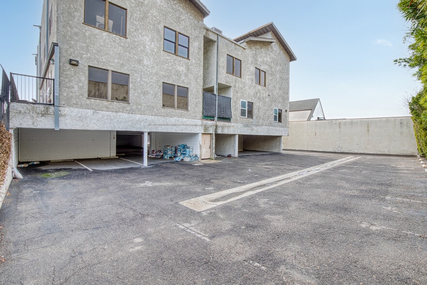 More Photos Of 8311 Westminster Blvd, Westminster Medical For Lease