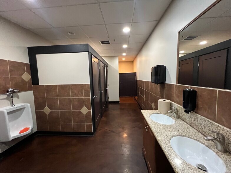 More Photos Of 3181 W Alameda Ave, Denver General Retail For Sale