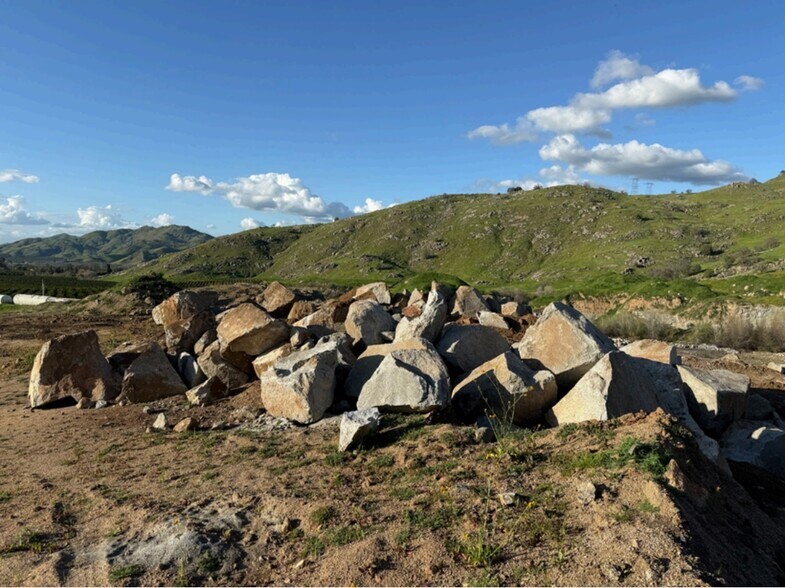 Primary Photo Of Avenue 328 Ave, Lemon Cove Land For Sale