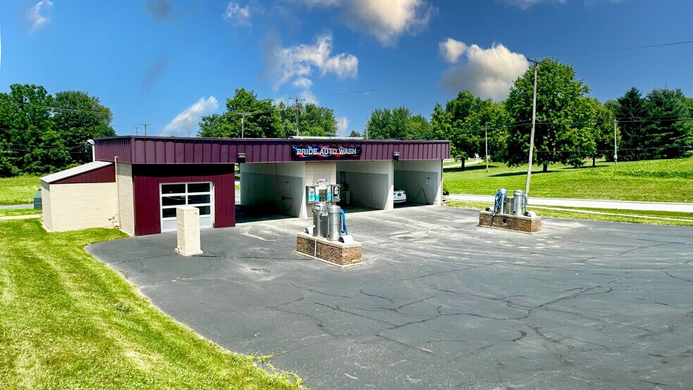 More Photos Of 8287 - 8295 Windham St, Garrettsville Freestanding For Sale