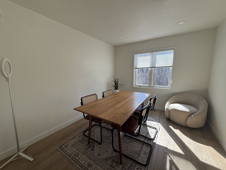 More Photos Of 6635 W Central Ave, Toledo Office For Lease