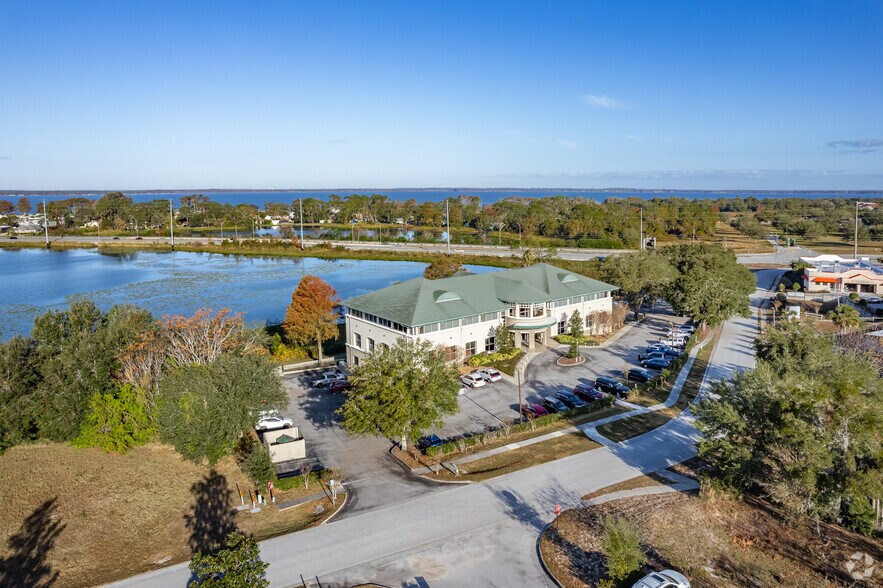 More Photos Of 1879 Nightingale Ln, Tavares Medical For Lease