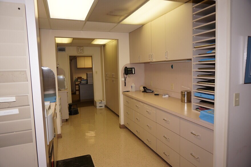 More Photos Of 3505 Behrman Pl, New Orleans Office For Sale