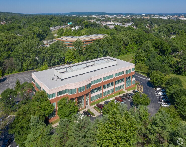 More Photos Of 357 S Gulph Rd, King Of Prussia Medical For Lease