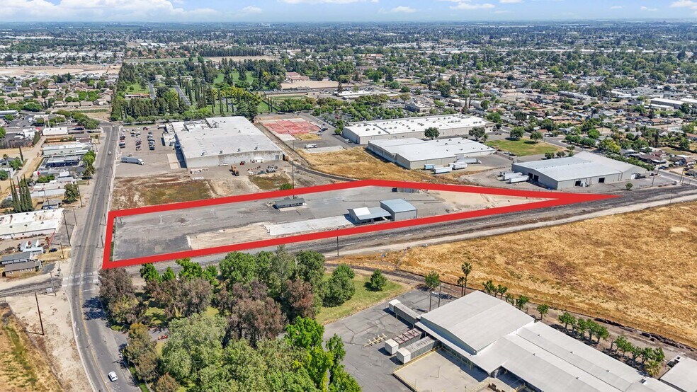 More Photos Of 410 S Tully Rd, Turlock Industrial For Sale