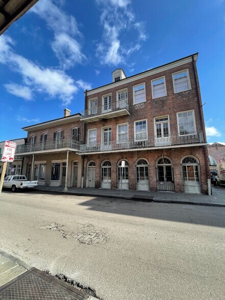 More Photos Of 604-608 Chartres St, New Orleans Storefront Retail Residential For Lease