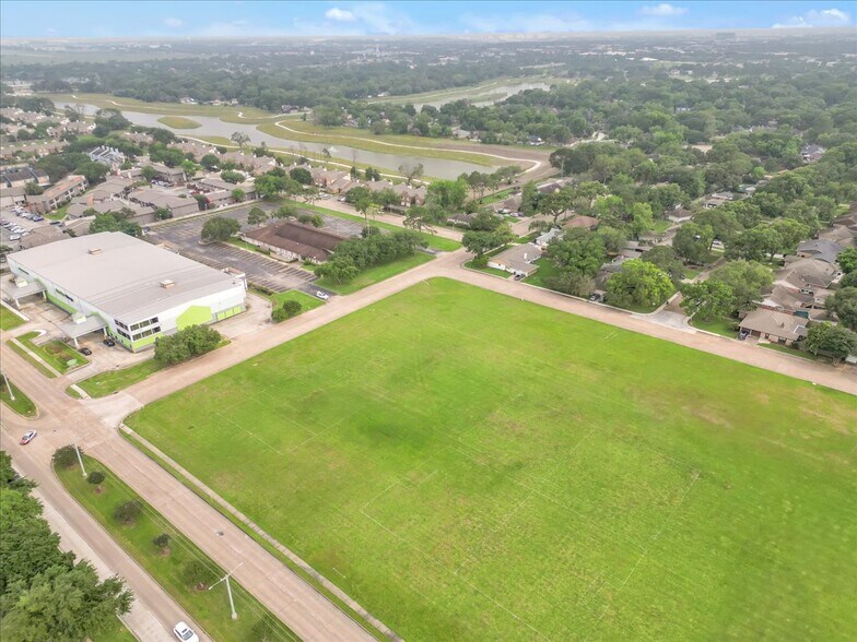More Photos Of 15700 Space Center Blvd, Houston Land For Sale