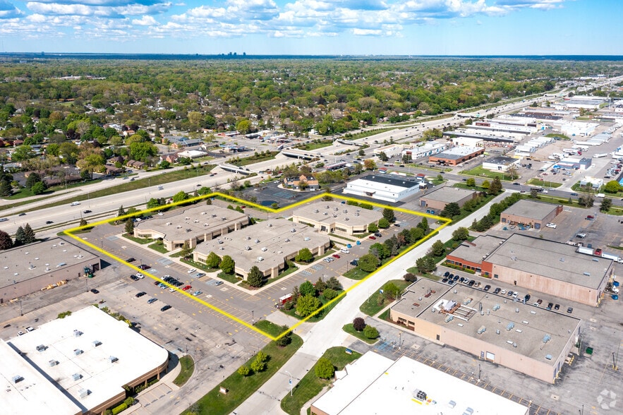 More Photos Of 31572 Industrial Rd, Livonia Unknown For Lease