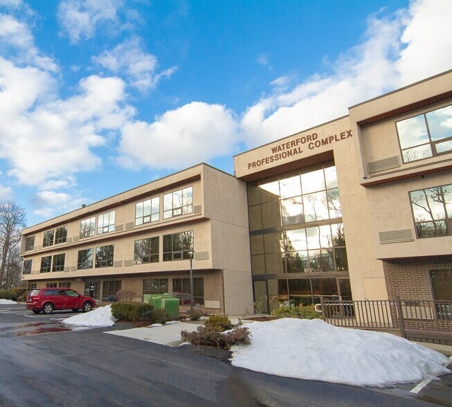 More Photos Of 567 Vauxhall St, Waterford Medical For Lease