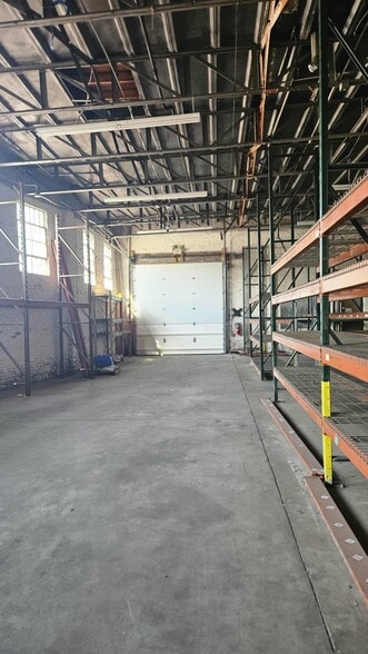 More Photos Of 1820 Worcester St, Baltimore Warehouse For Lease