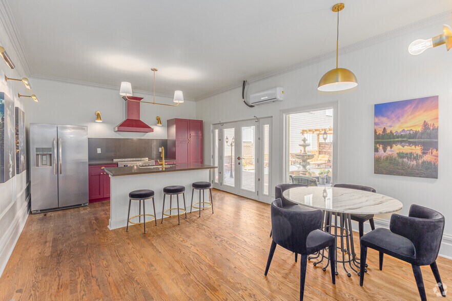 More Photos Of 509 Park Blvd, San Diego Apartments For Sale