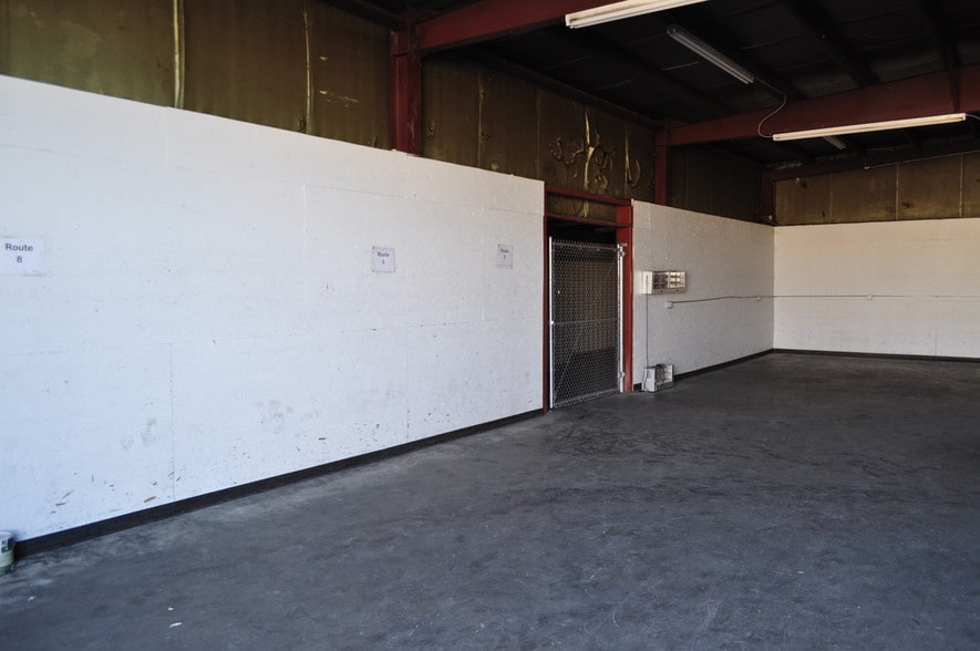 More Photos Of 4821 McClung St, Charleston Warehouse For Lease