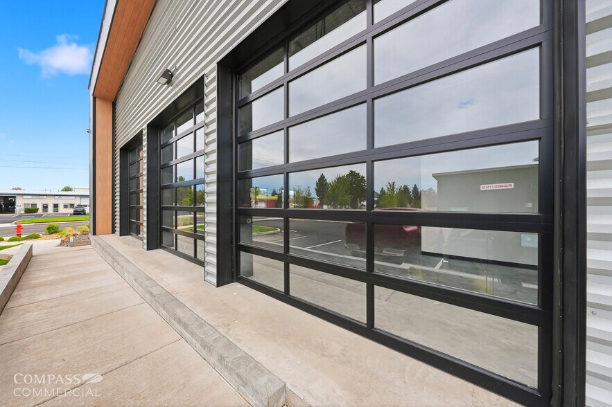 More Photos Of 575 SE 9th St, Bend Unknown For Lease