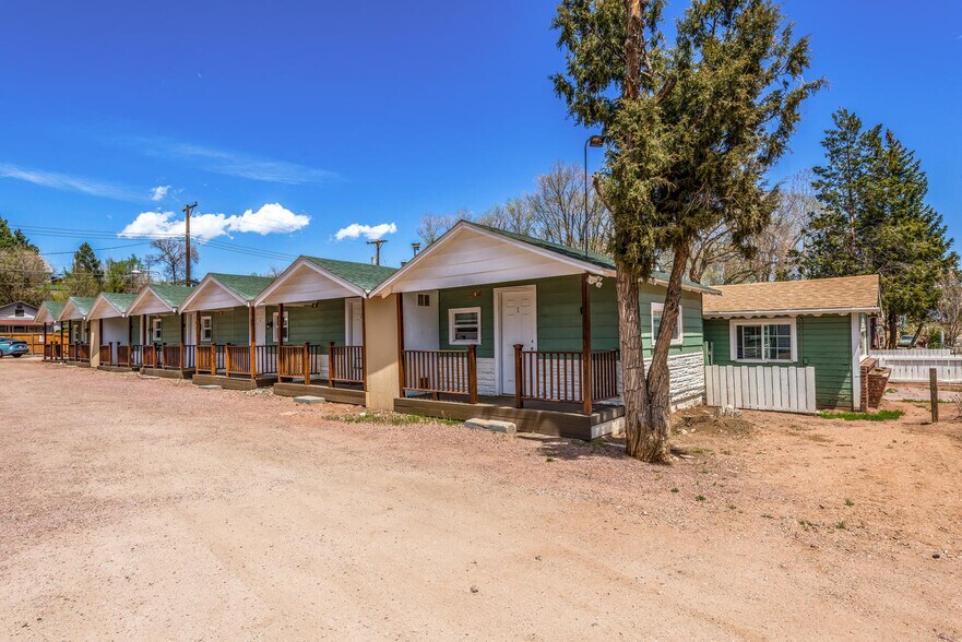 More Photos Of 3620-3626 W Colorado Ave, Colorado Springs Hotel For Sale