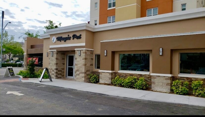 More Photos Of 692 N Orange Ave, Orlando Freestanding For Lease