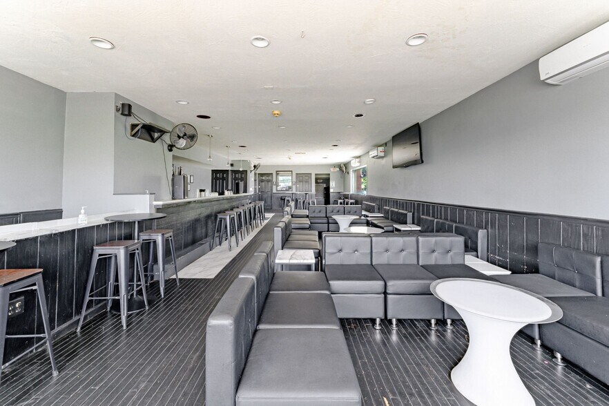 More Photos Of 936 E 8th Ave, Homestead Bar For Sale