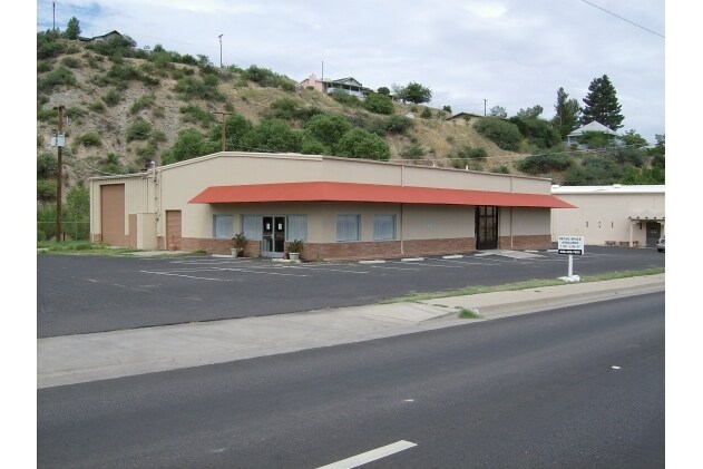 Primary Photo Of 200 W Ash St, Globe Service For Lease