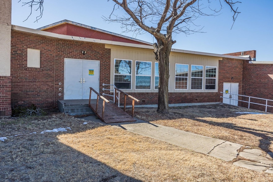 More Photos Of 2800 NW 9th St, Amarillo Schools For Sale