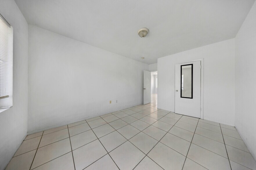 More Photos Of 625 75th St, Miami Beach Apartments For Sale
