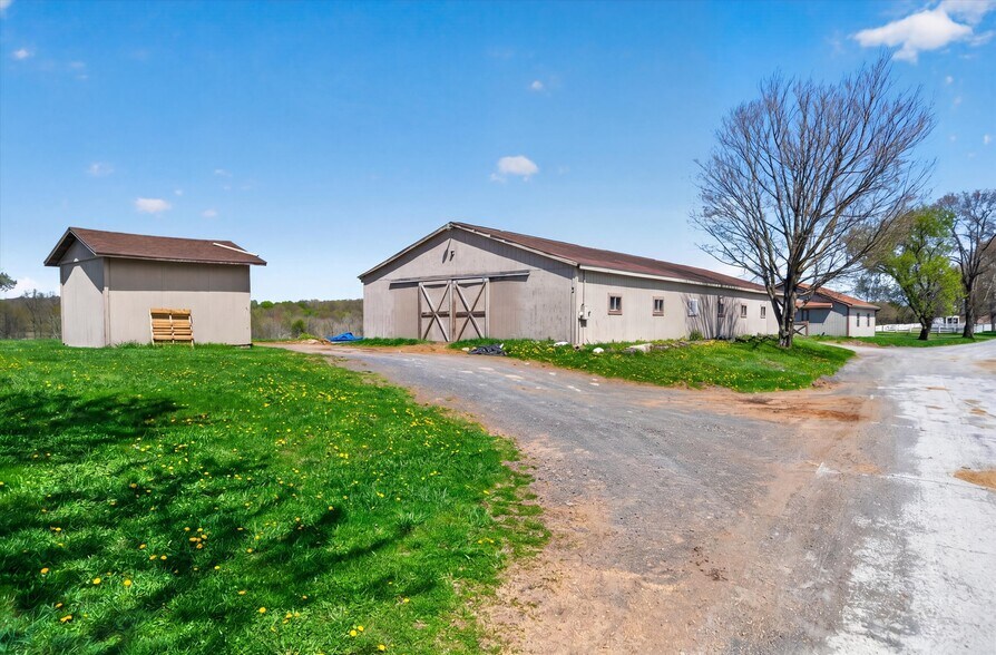 More Photos Of 261 Bullville Rd, Montgomery Horse Stables For Sale
