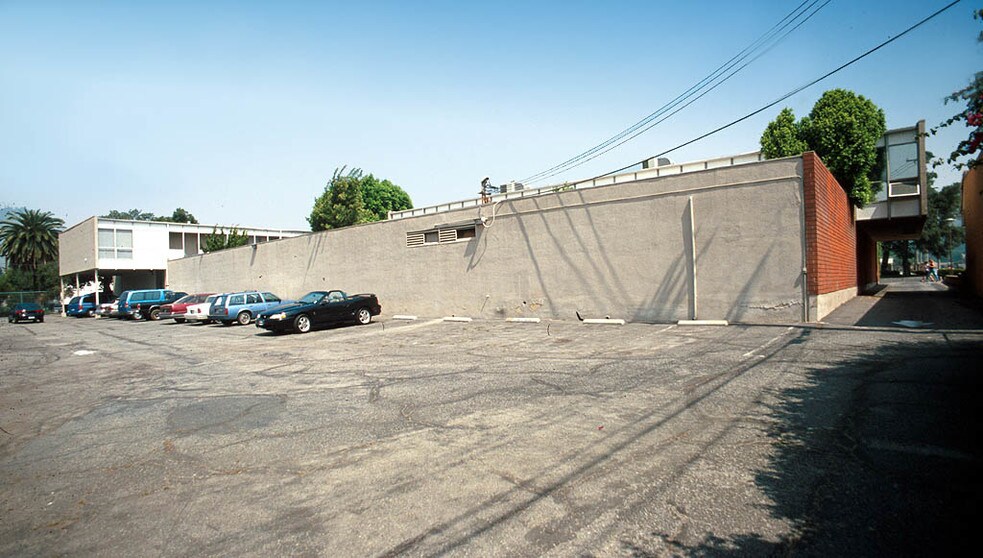 More Photos Of 568 E Foothill Blvd, Azusa Office Residential For Sale