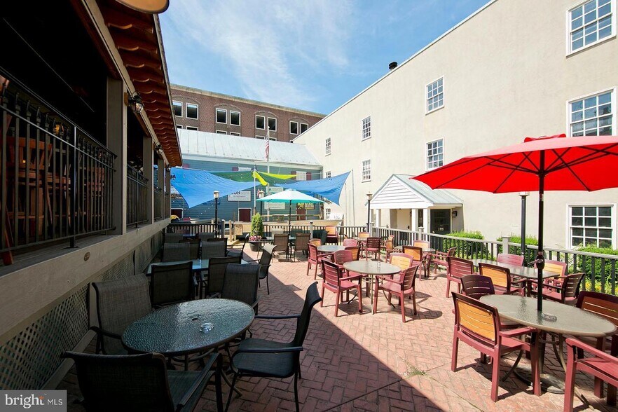 More Photos Of 121-125 E Piccadilly St, Winchester Restaurant For Sale