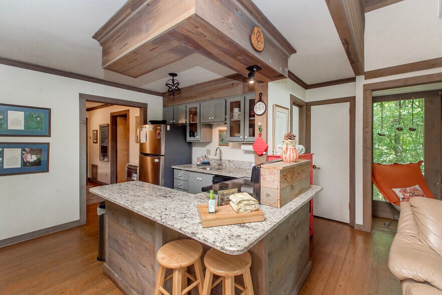 More Photos Of 11030 Garden Ln, Folsom Specialty For Sale