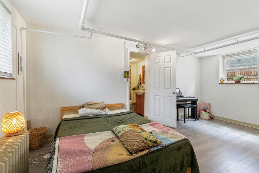 More Photos Of 1195 Birch St, Denver Apartments For Sale