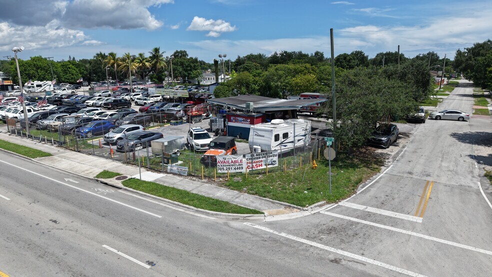 More Photos Of 9301 NW 27th Ave, Miami Auto Dealership For Sale