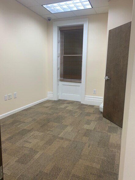 More Photos Of 715 Washington St, Hoboken Loft Creative Space For Lease