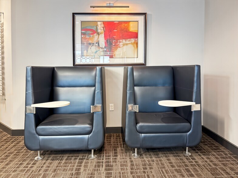 More Photos Of 3900 N Causeway Blvd, Metairie Coworking Space