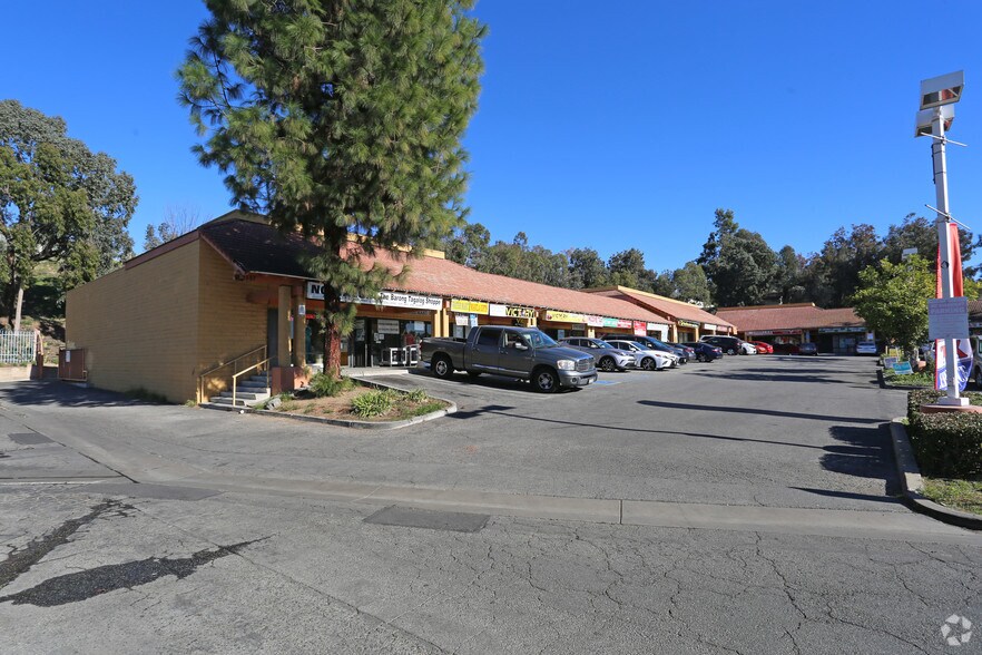 More Photos Of 1555-1561 E Amar Rd, West Covina Unknown For Lease