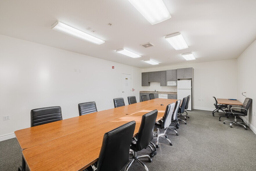 More Photos Of 2575 Alta Vista Dr, Elko Warehouse For Lease